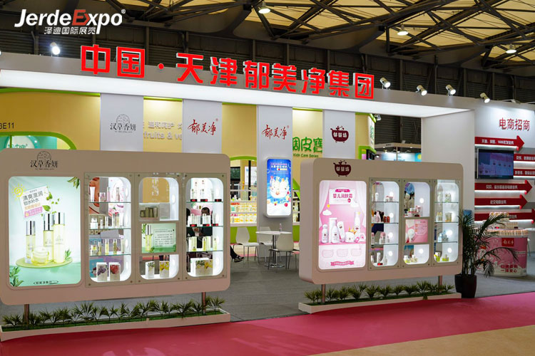 戶外展臺(tái)為什么要采用鋼木結(jié)合結(jié)構(gòu)呢？上海展臺(tái)布置搭建公司答